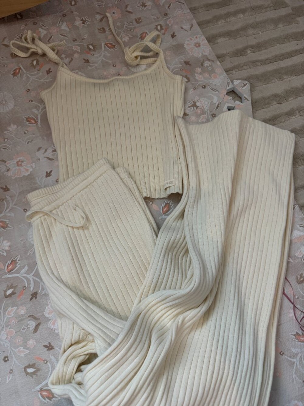 Bo+Tee Ribbed Knit Set - Picture 5 of 5